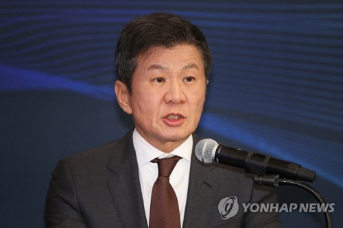 정몽규 대한축구협회장이 19일 오전 서울 종로구 포니정재단빌딩에서 열린 선거 출마 기자회견에서 발언하고 있다. [연합뉴스]